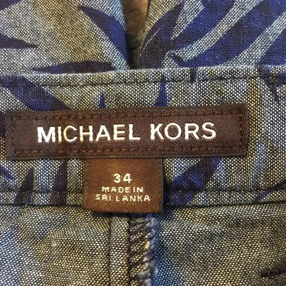 Michael Kors Blue Tropical Casual Shorts NWT - Picture 3 of 10